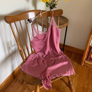 Victoria’s Secret sleep set